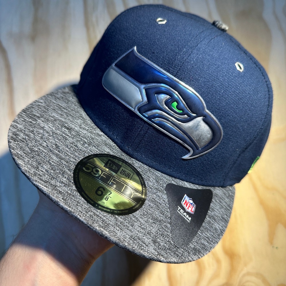 New Era Seattle Seahawks 59FIFTY Fitted Hat Navy Grey Size 6 7/8 NFL Cap